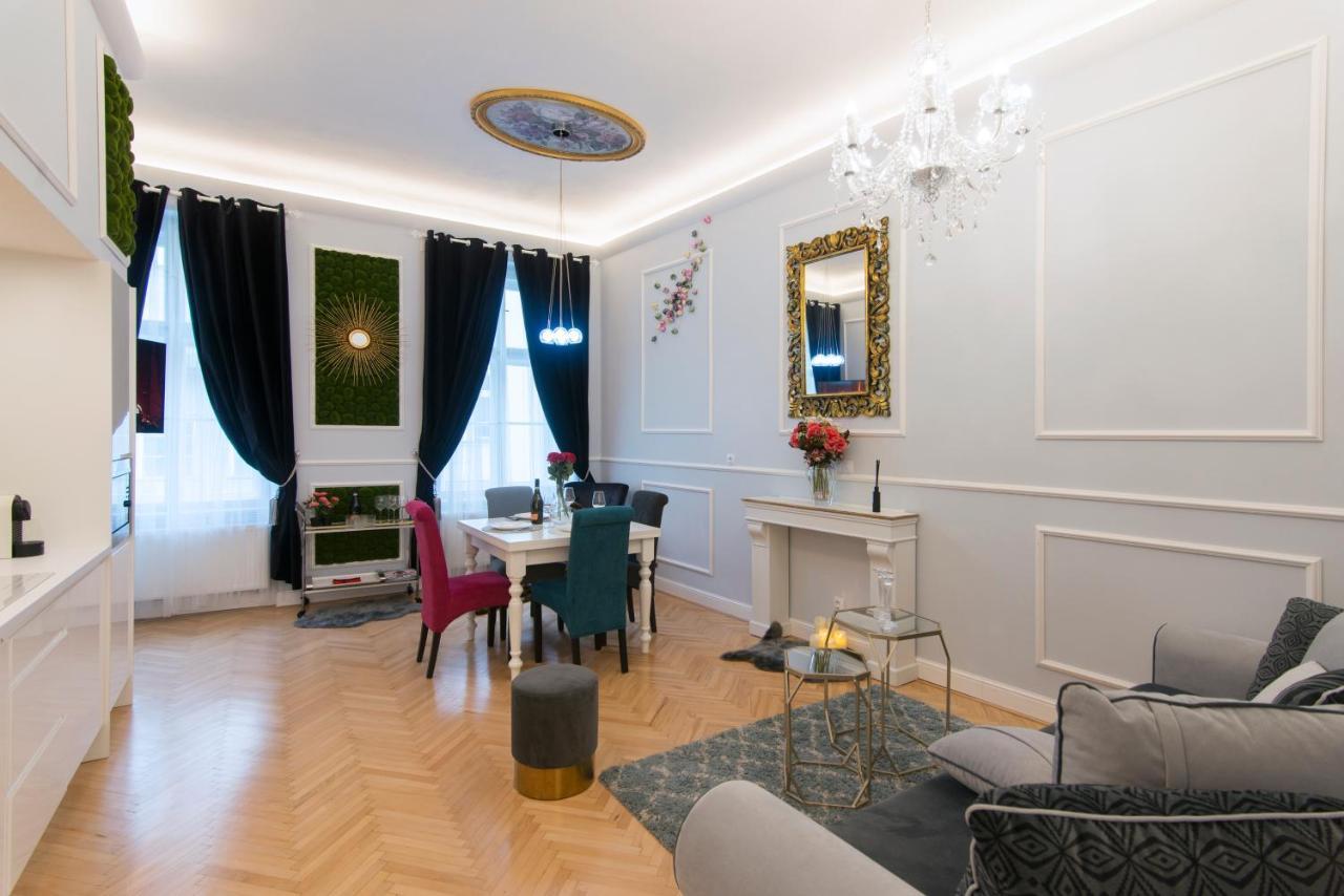Vogue Apartment Near By Wenceslas Square 布拉格 外观 照片