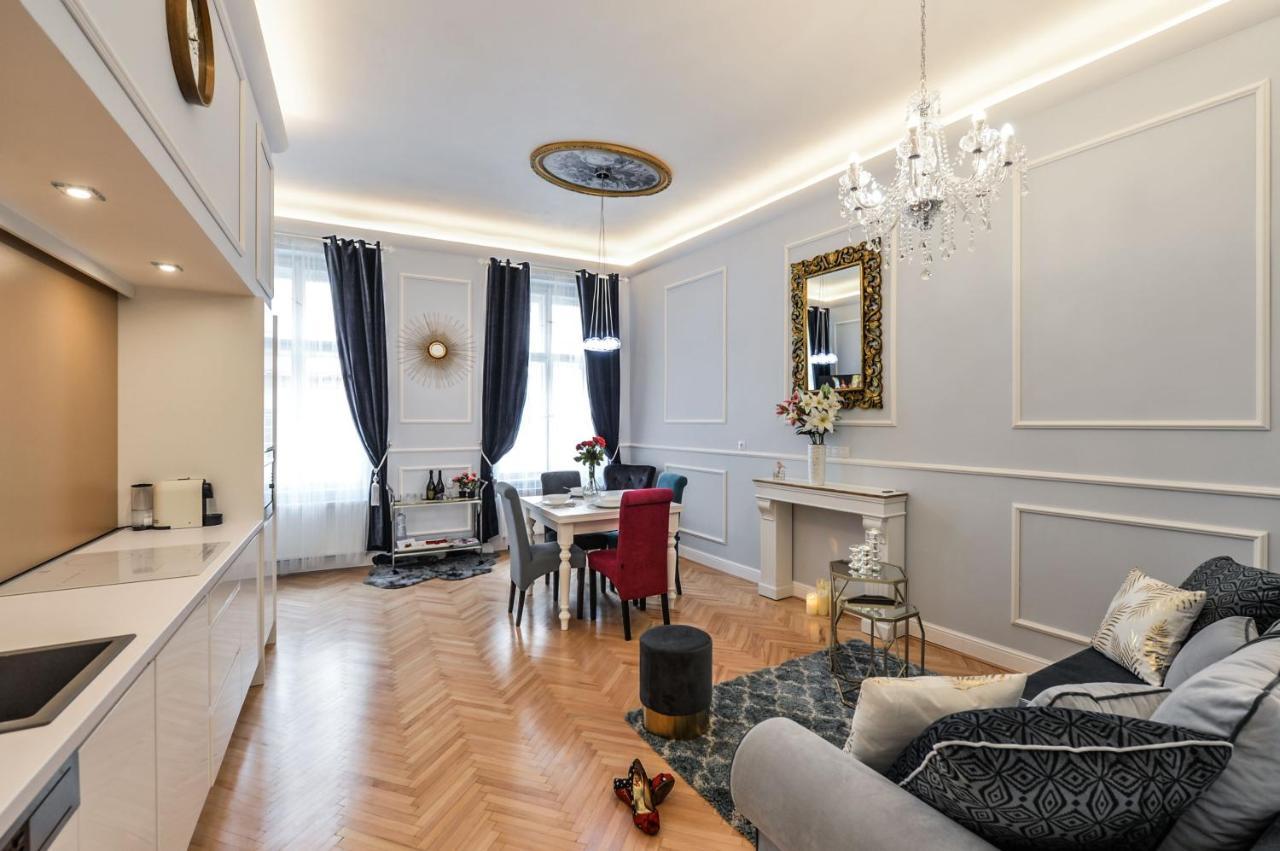Vogue Apartment Near By Wenceslas Square 布拉格 外观 照片