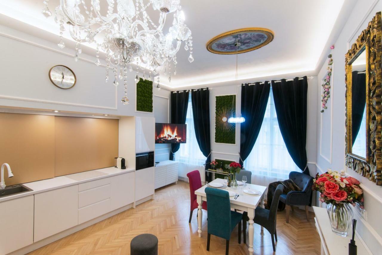 Vogue Apartment Near By Wenceslas Square 布拉格 外观 照片