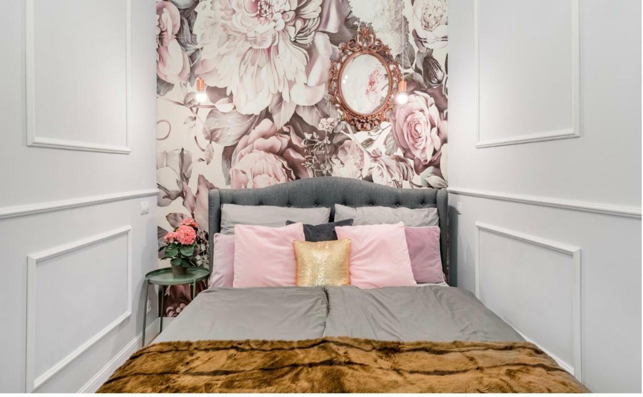 Vogue Apartment Near By Wenceslas Square 布拉格 外观 照片